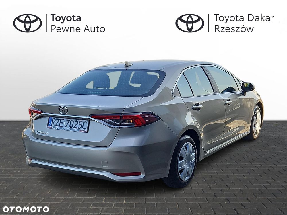 Toyota Corolla - 5