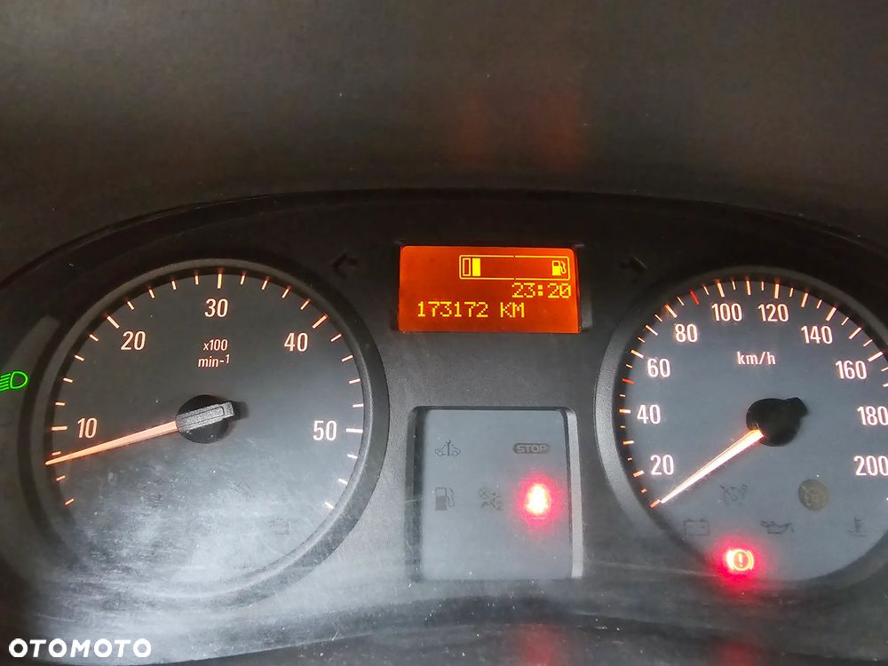 Opel Vivaro - 35