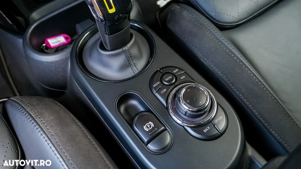 Mini Cooper SE Electric Trim - 17