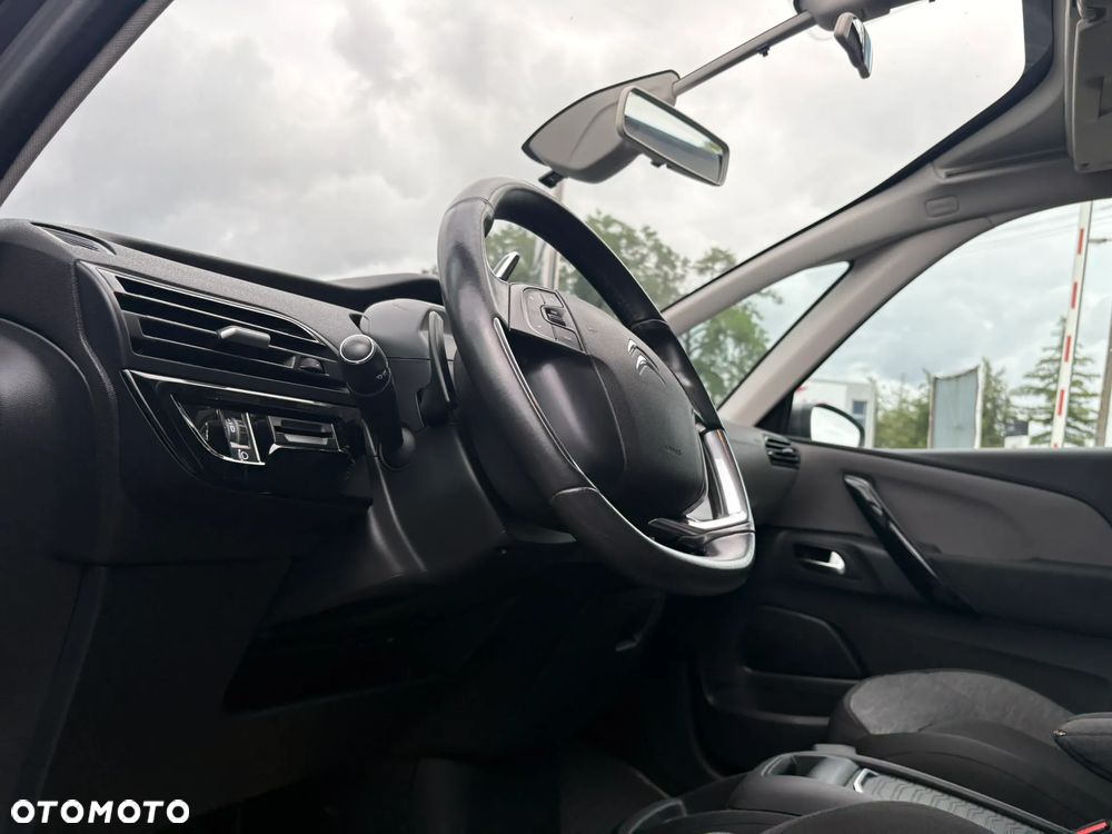 Citroën C4 SpaceTourer 1.2 PureTech More Life S&S EAT8 - 10