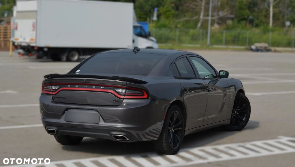 Dodge Charger 5.7 R/T - 4