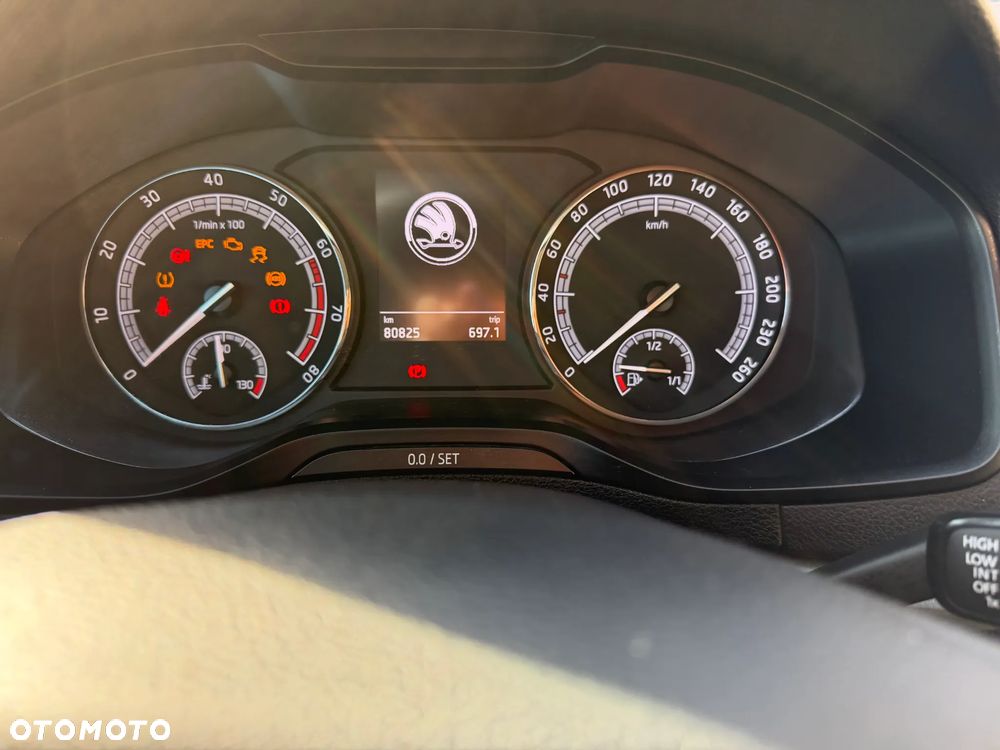 Skoda Karoq 1.5 TSI ACT Ambition - 9