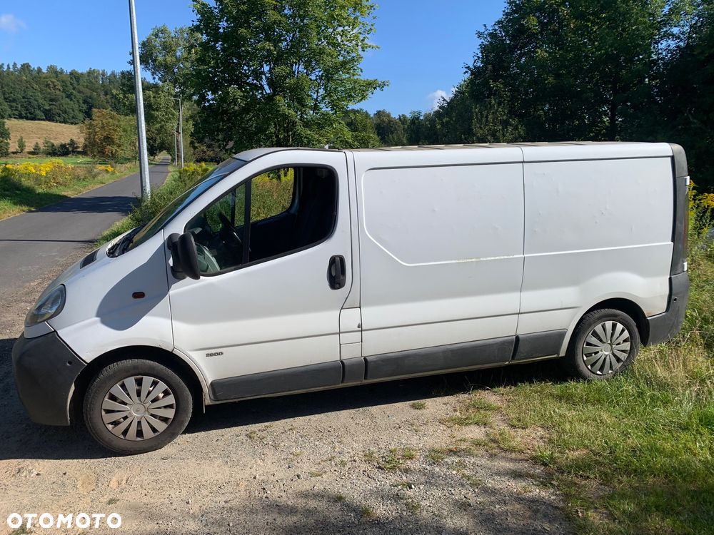 Opel Vivaro - 1