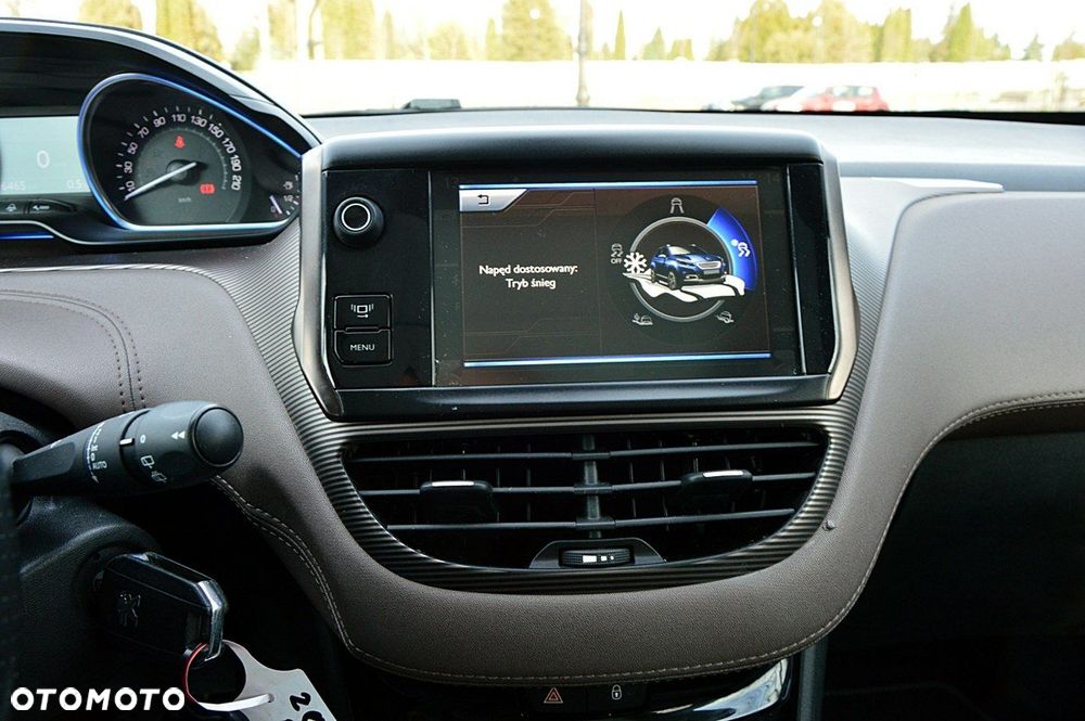 Peugeot 2008 120 VTI Allure - 31