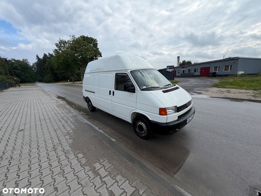 Volkswagen Transporter - 2