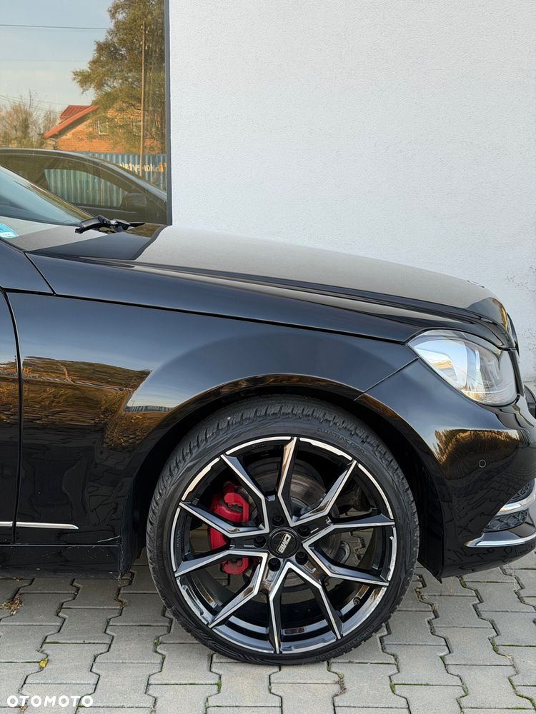 Mercedes-Benz Klasa C 180 Coupe BlueEFFICIENCY - 14