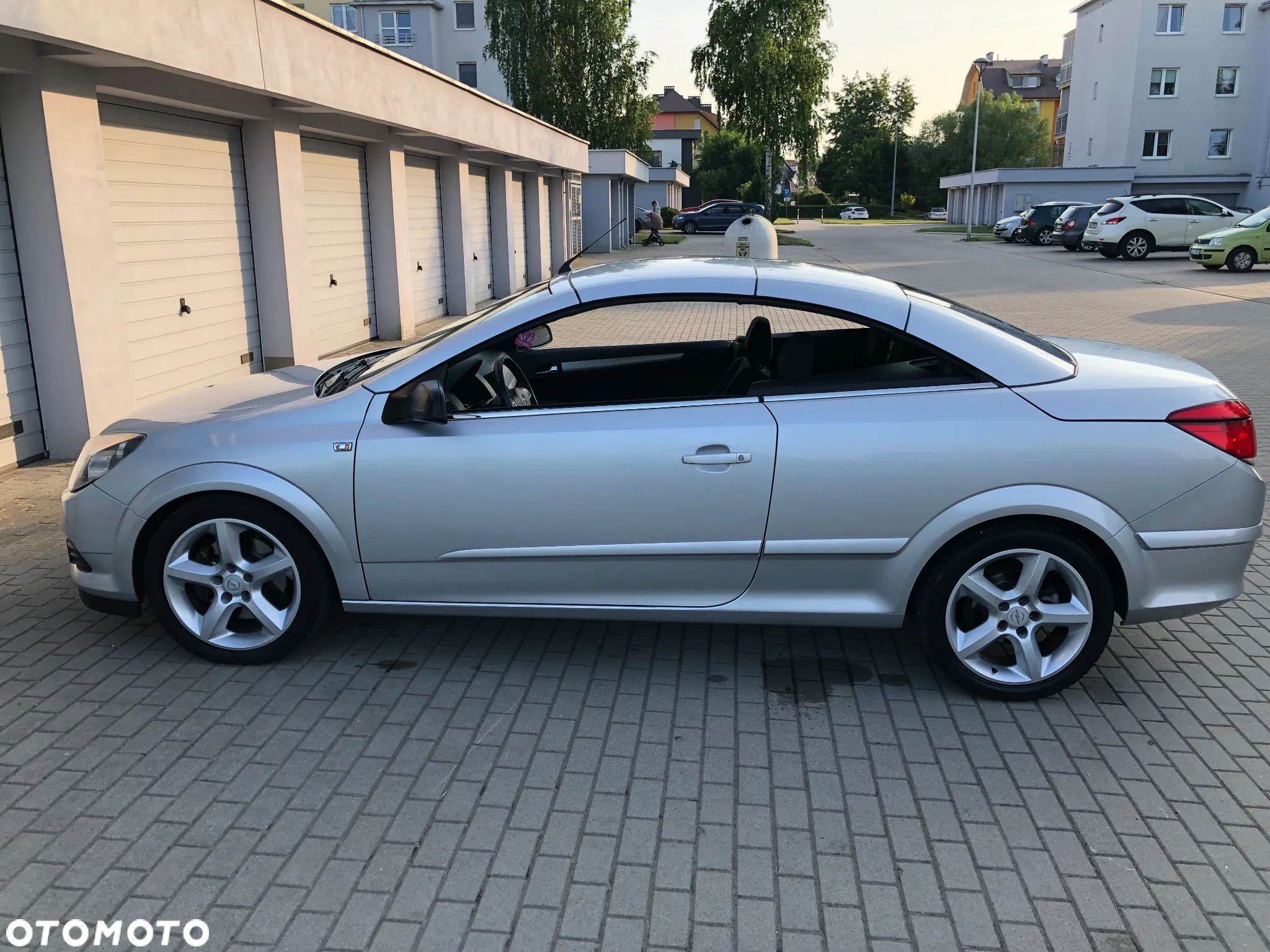 Opel Astra Twin Top 2.0 Turbo Edition - 14