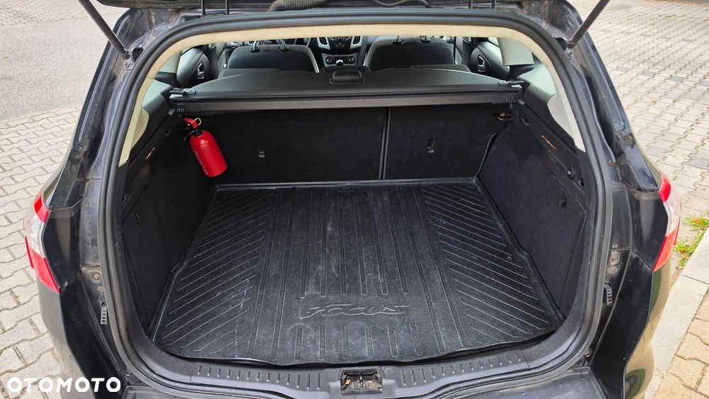 Ford Focus 1.6 Trend Sport - 19
