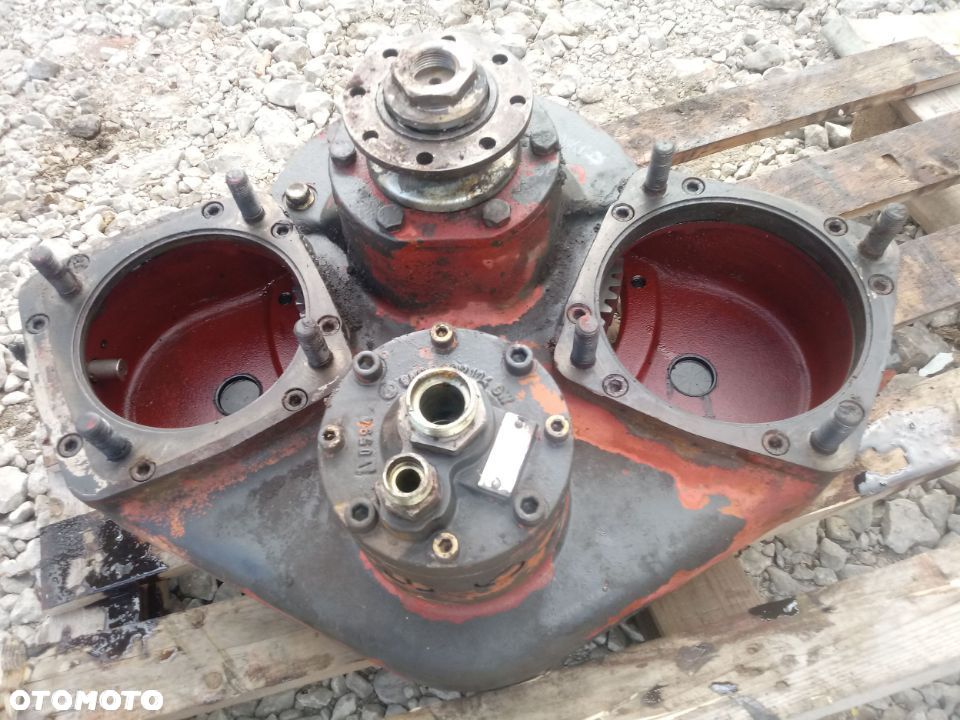 Skrzynia Clark Hurth Liebherr L522 310-176-57 - 6