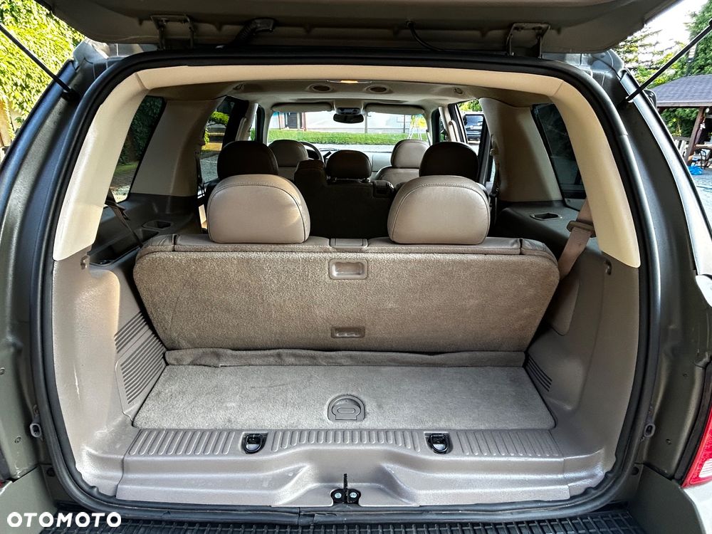Ford Explorer 4.6 - 37