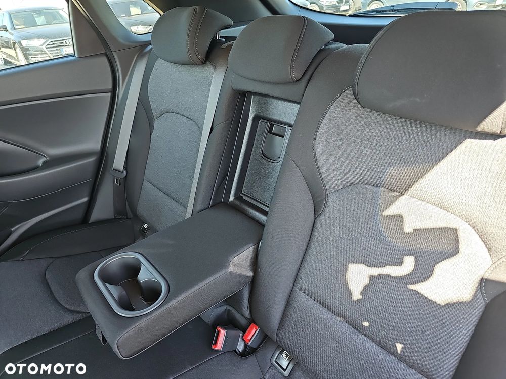 Hyundai i30 1.5 T-GDI 48V Smart DCT - 12