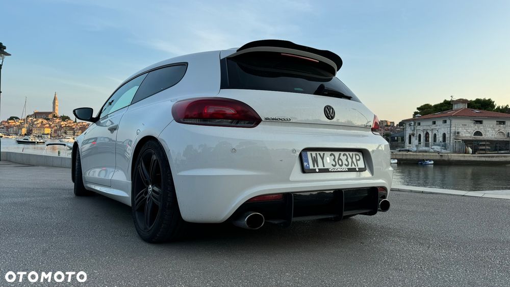Volkswagen Scirocco 2.0 TSI Perfectline R-Style DSG - 2