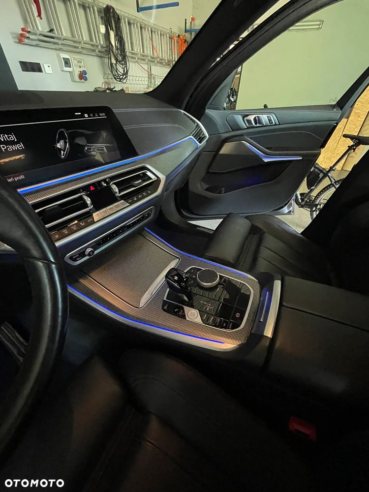 BMW X5 xDrive25d - 11