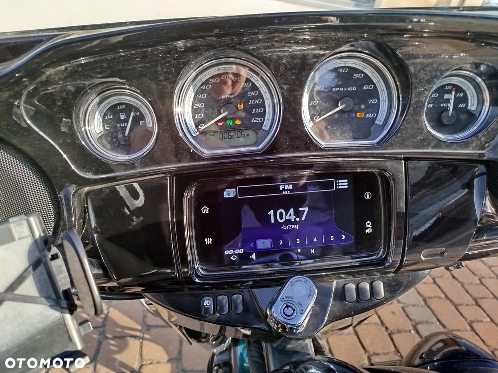 Harley-Davidson Touring Electra Glide - 3