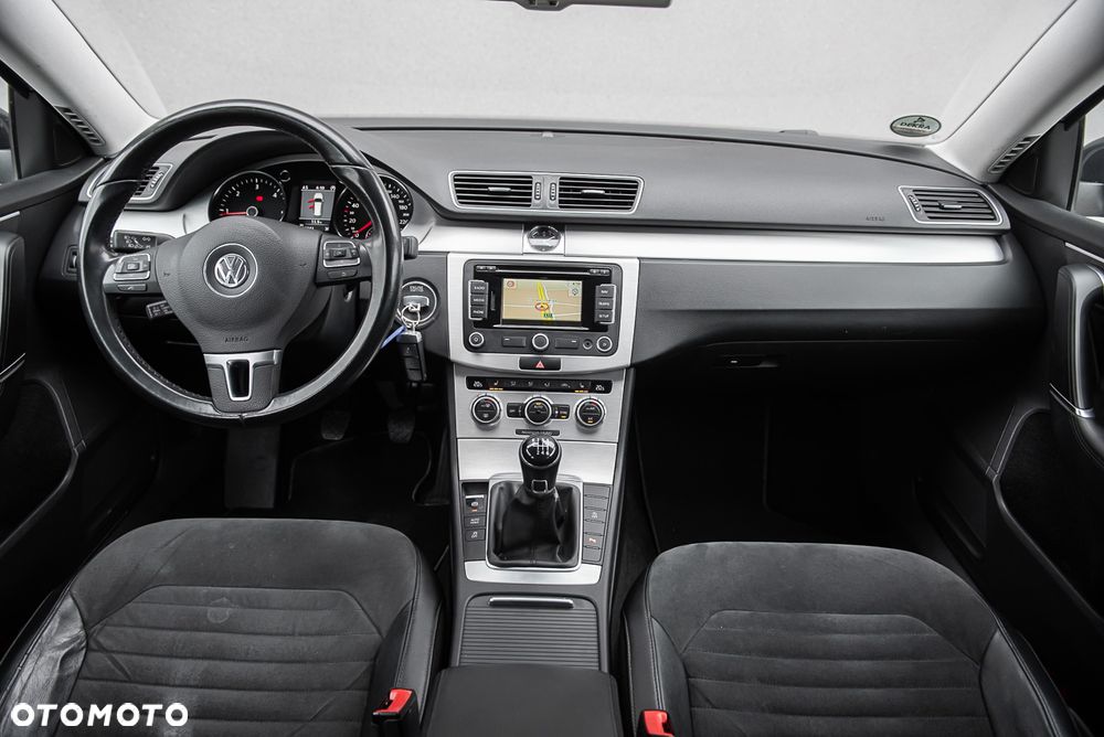 Volkswagen Passat Variant - 27