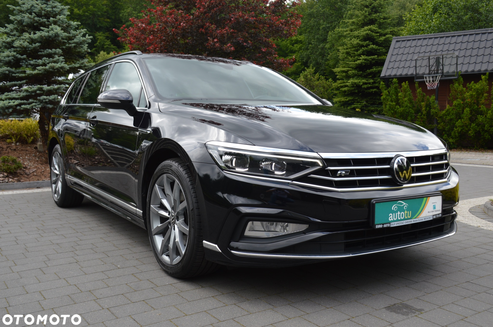 Volkswagen Passat Variant 2.0 TDI SCR DSG R-Line - 11