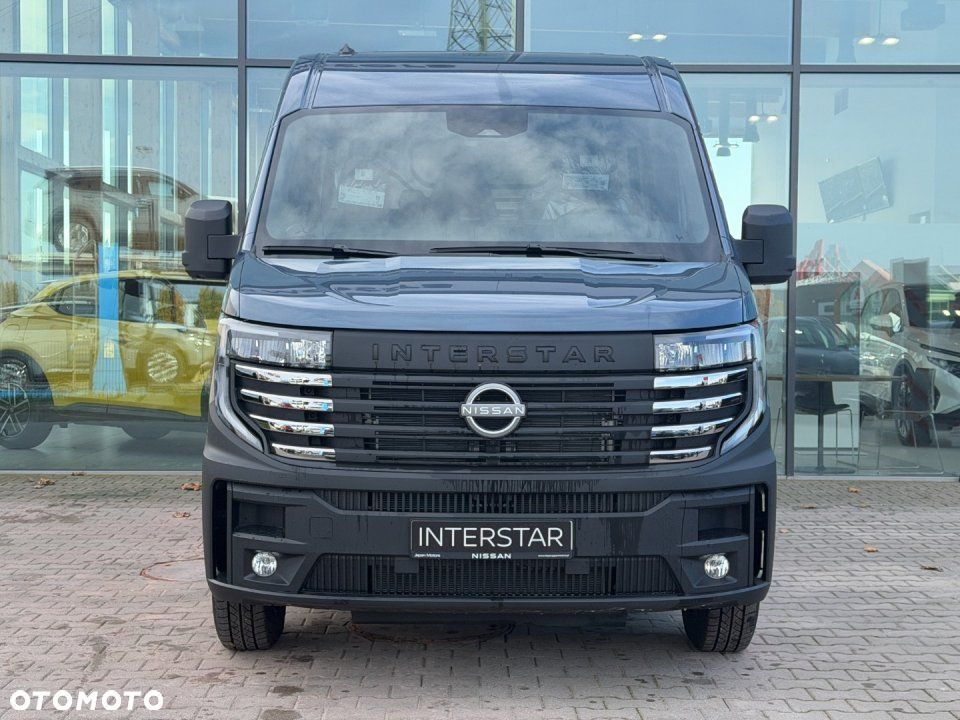 Nissan Interstar - 5