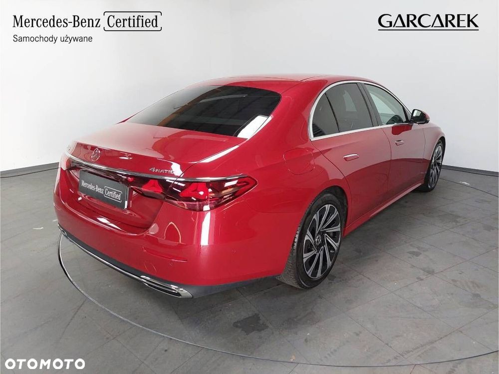Mercedes-Benz Klasa E 200 mHEV 4-Matic Avantgarde 9G-Tronic - 4