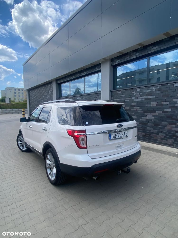 Ford Explorer - 3