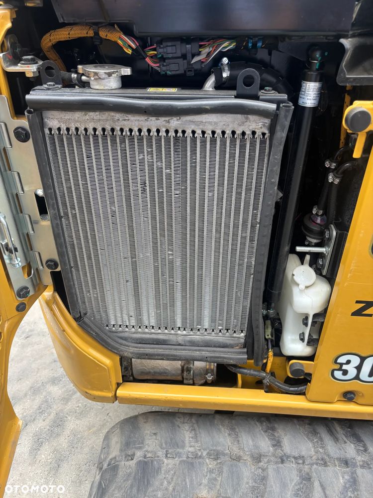 Caterpillar 301.8 - 6