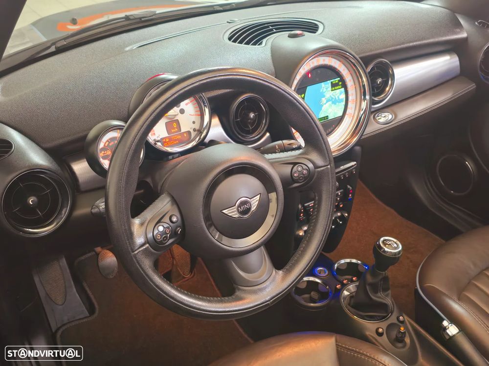 MINI Cabrio Cooper D - 17