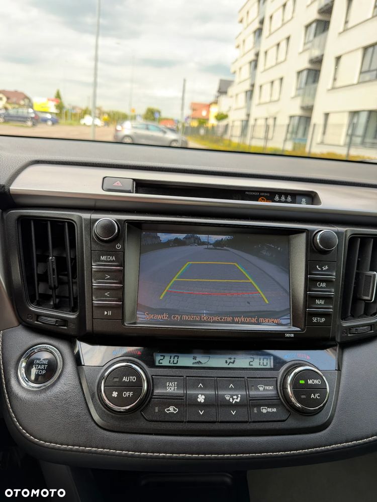 Toyota RAV4 2.0 D-4D Premium 4x2 - 21