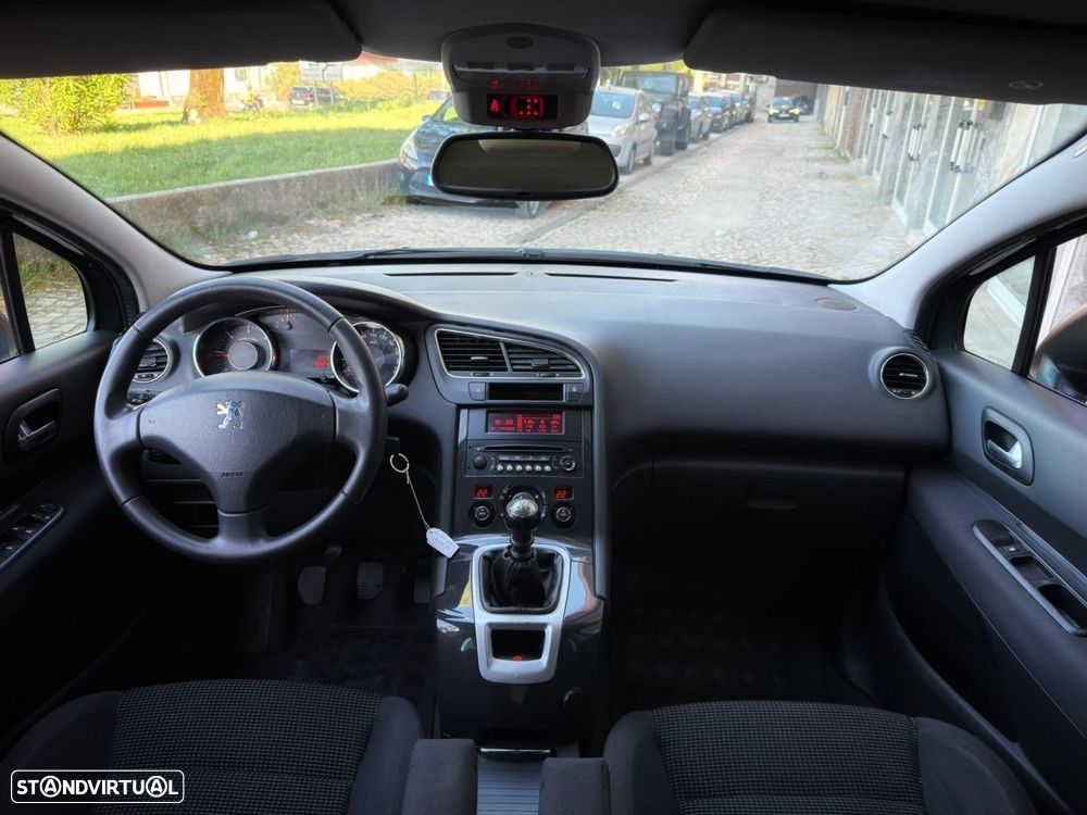 Peugeot 5008 1.6 HDi 7L Active - 6