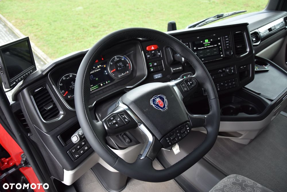 Scania R450 BOGATO WYPOSAŻONA *NAVI* VIRTUALNE ZEGARY* 2017/2018 *FULL LED* STANDARD *Retarder** ! Jak nowa ! ! - 29