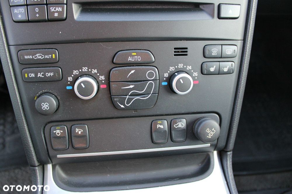 Volvo XC 90 - 34