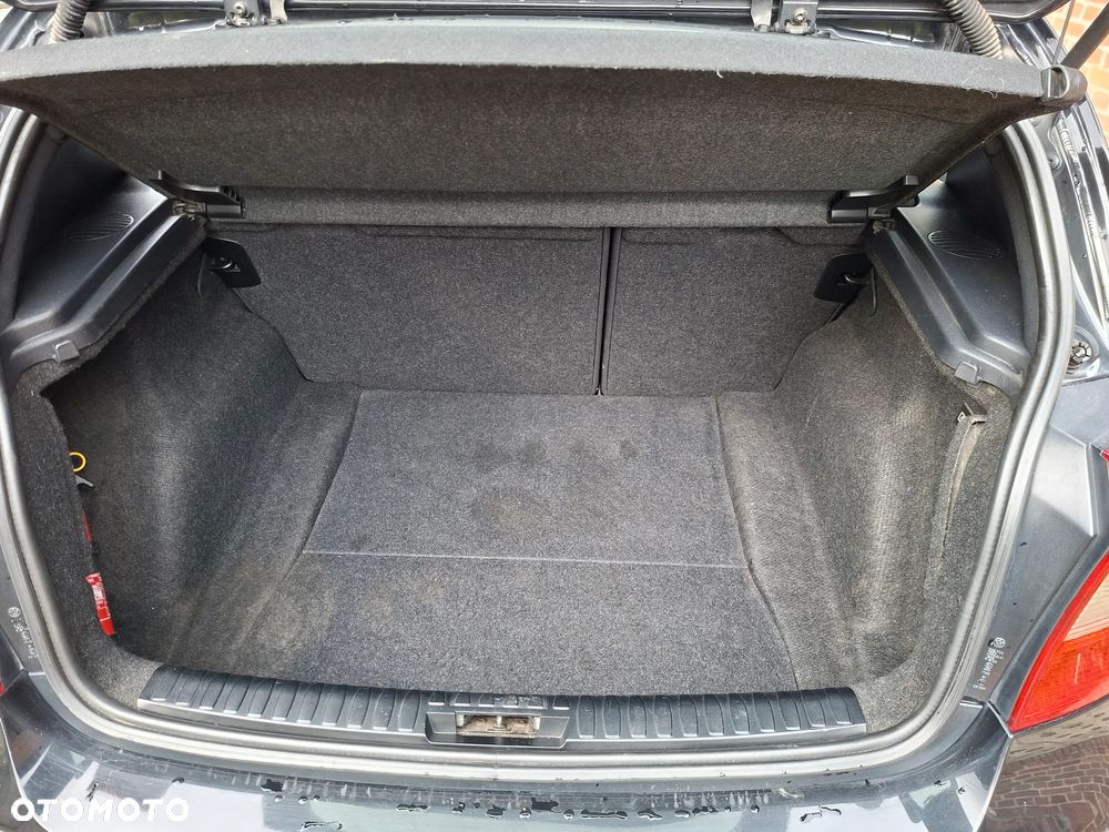 BMW Seria 1 118d - 12