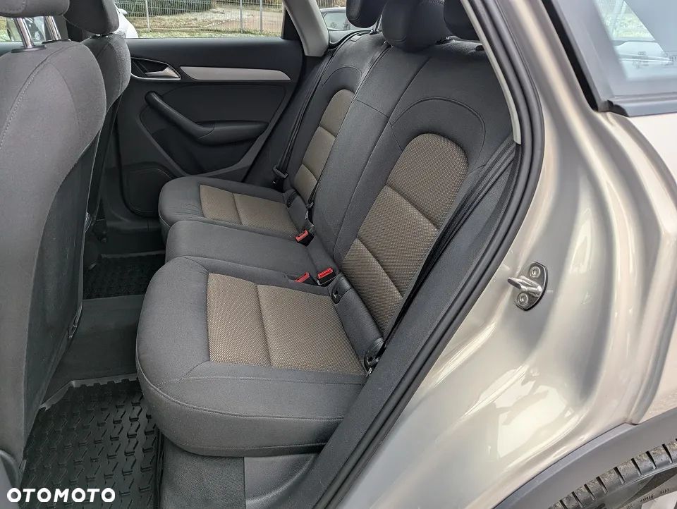 Audi Q3 2.0 TFSI Quattro - 27