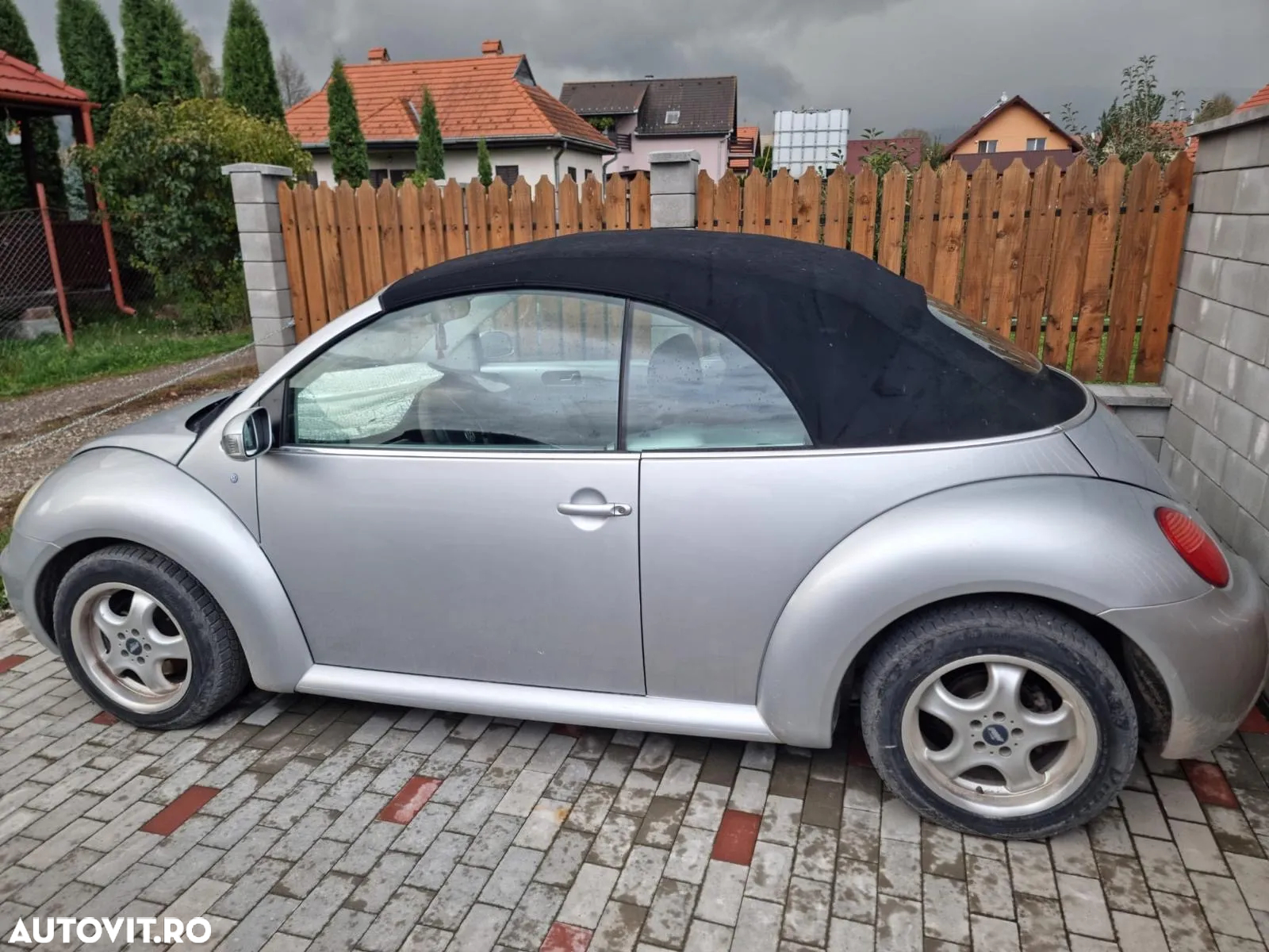Volkswagen Beetle - 4
