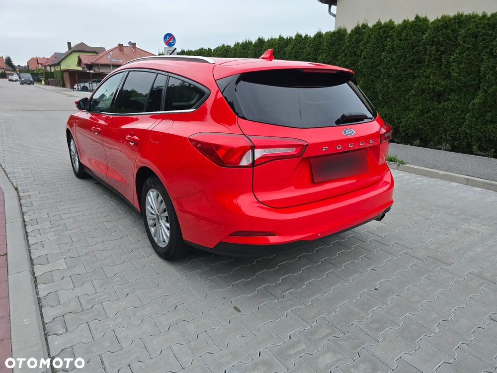 Ford Focus 1.5 EcoBlue Start-Stopp-System TITANIUM - 6