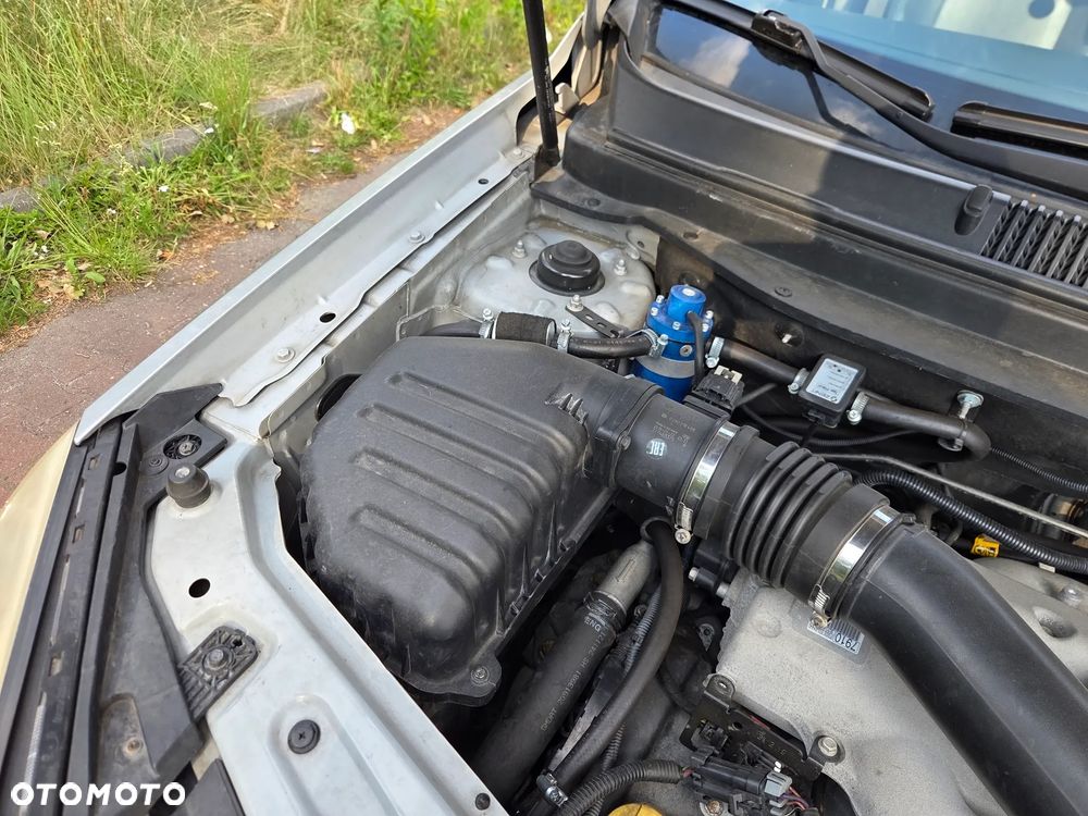 Chevrolet Captiva 3.2 LT high - 17