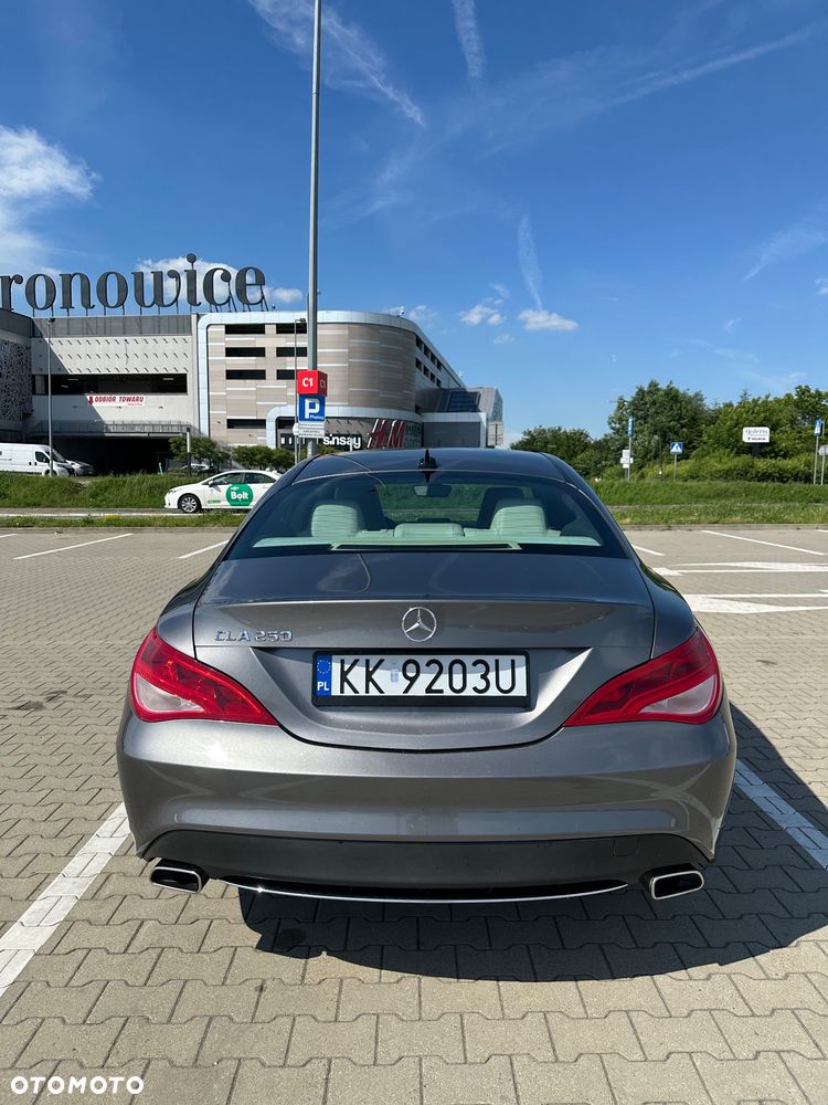 Mercedes-Benz CLA 250 7G-DCT - 6