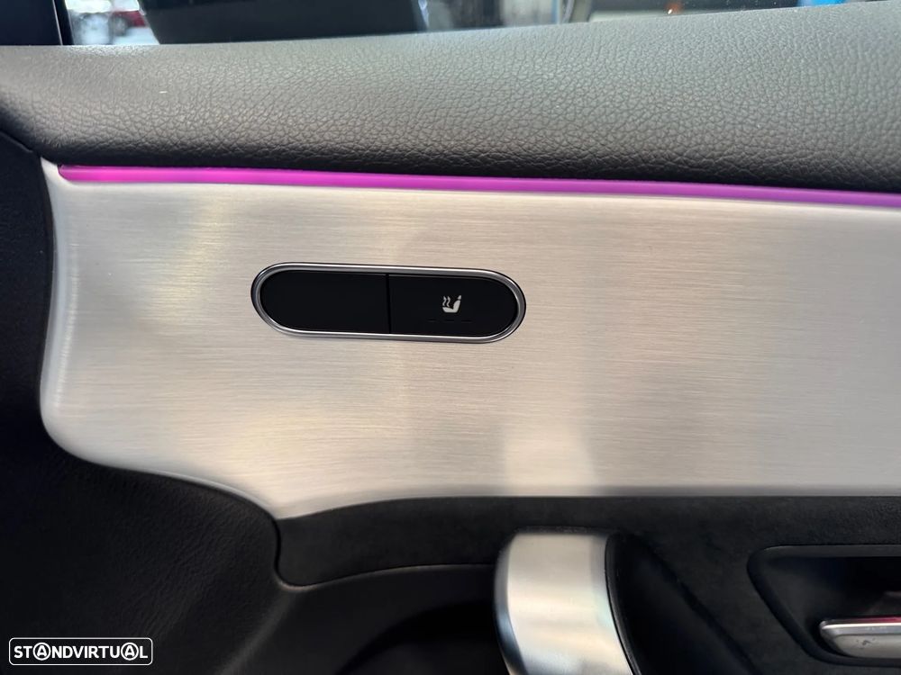 Mercedes-Benz A 180 d 8G-DCT Edition AMG Line - 29