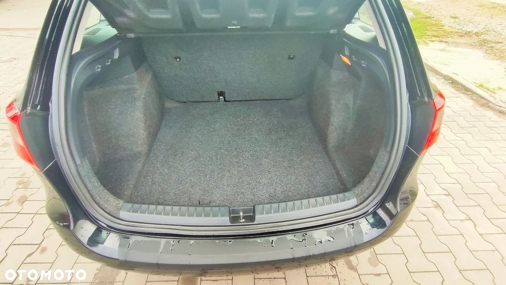 Seat Ibiza ST 1.2 12V Reference Salsa - 14