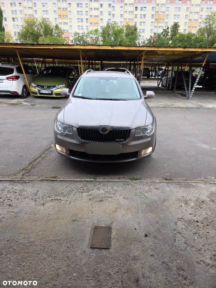Skoda Superb 1.6 TDI Ambition Greenline - 5