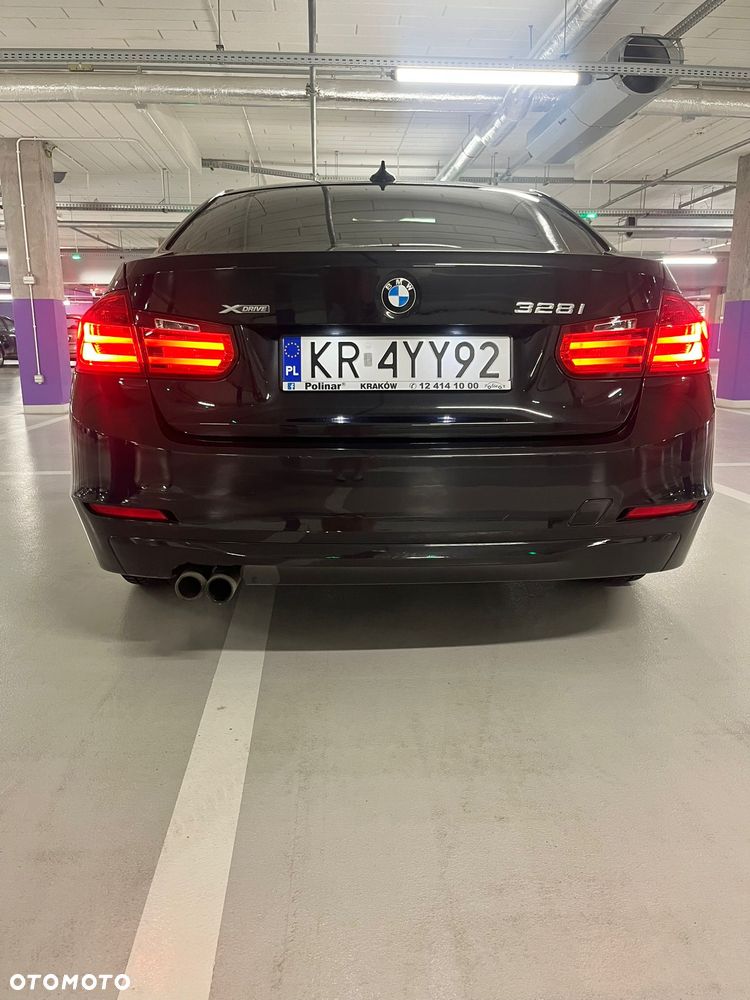 BMW Seria 3 328i xDrive - 4