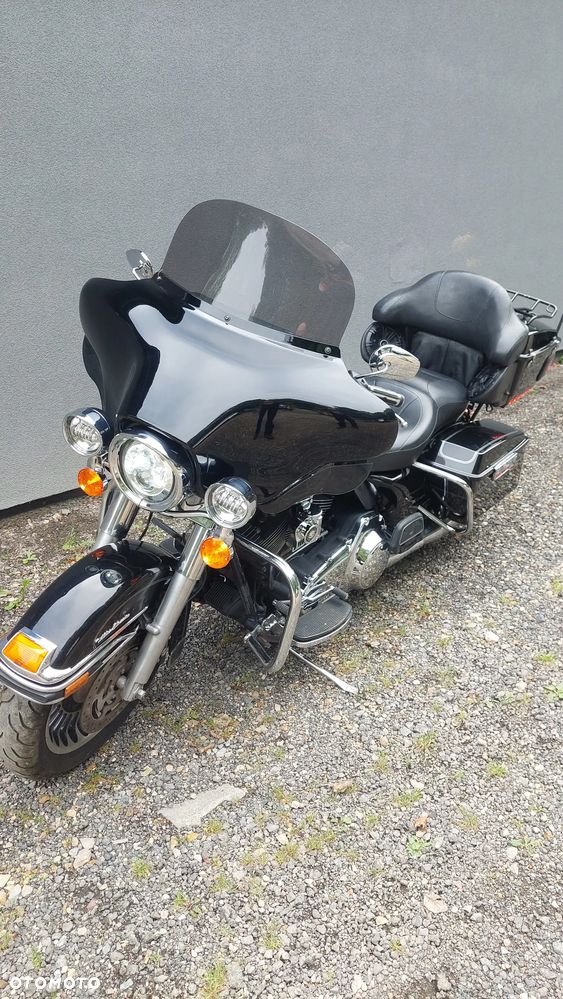 Harley-Davidson FLHT Electra Glide Standard - 10