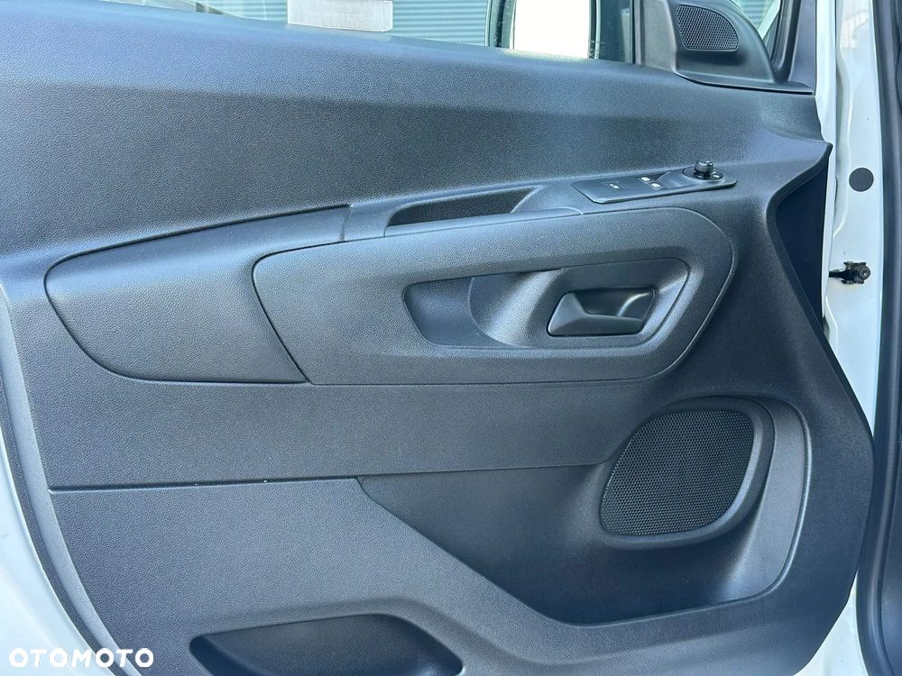 Toyota Proace City - 18