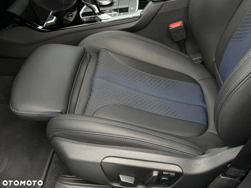 BMW Seria 2 220d xDrive M Sport - 39
