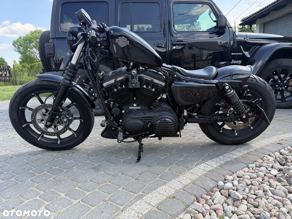 Harley-Davidson Sportster Iron 883 - 4