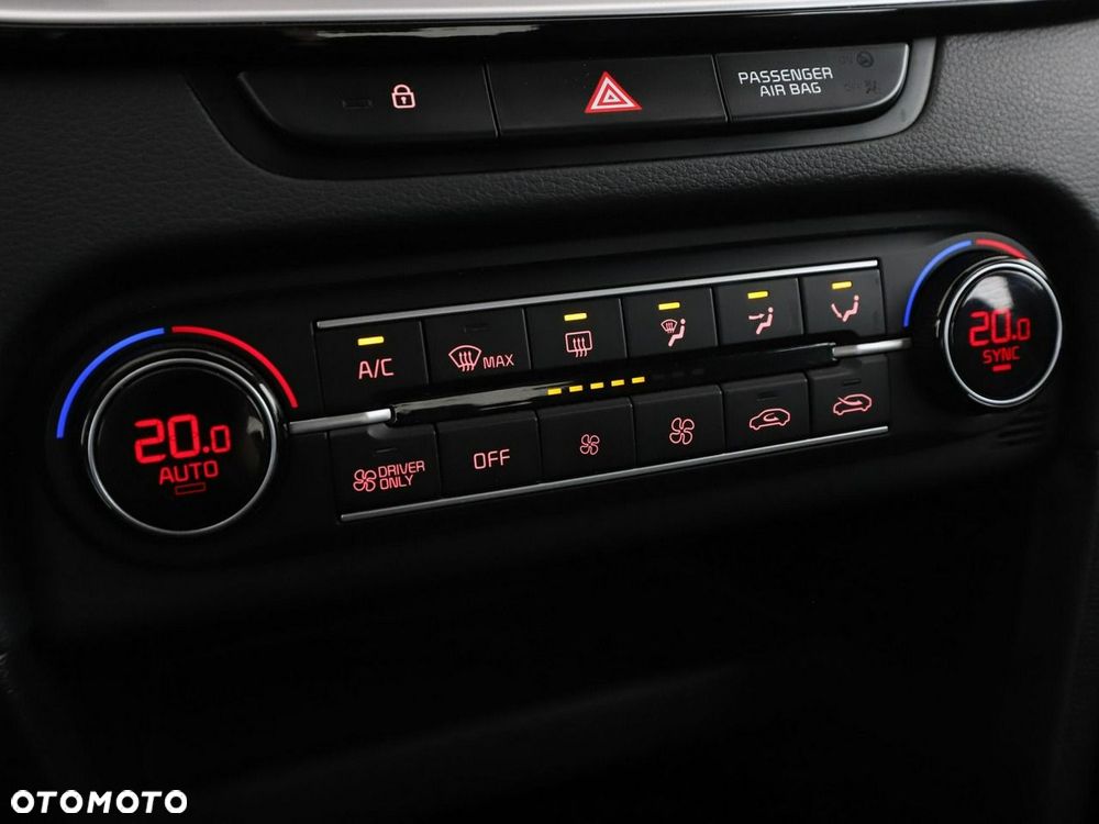 Kia XCeed 1.6 GDI DCT6 OPF Inspiration - 30