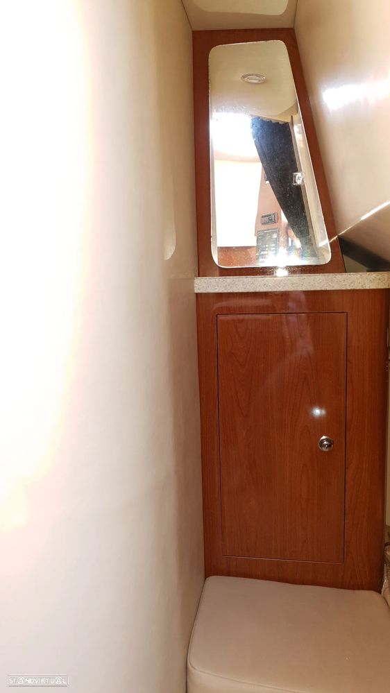 Regal 2665 Commodore - 21