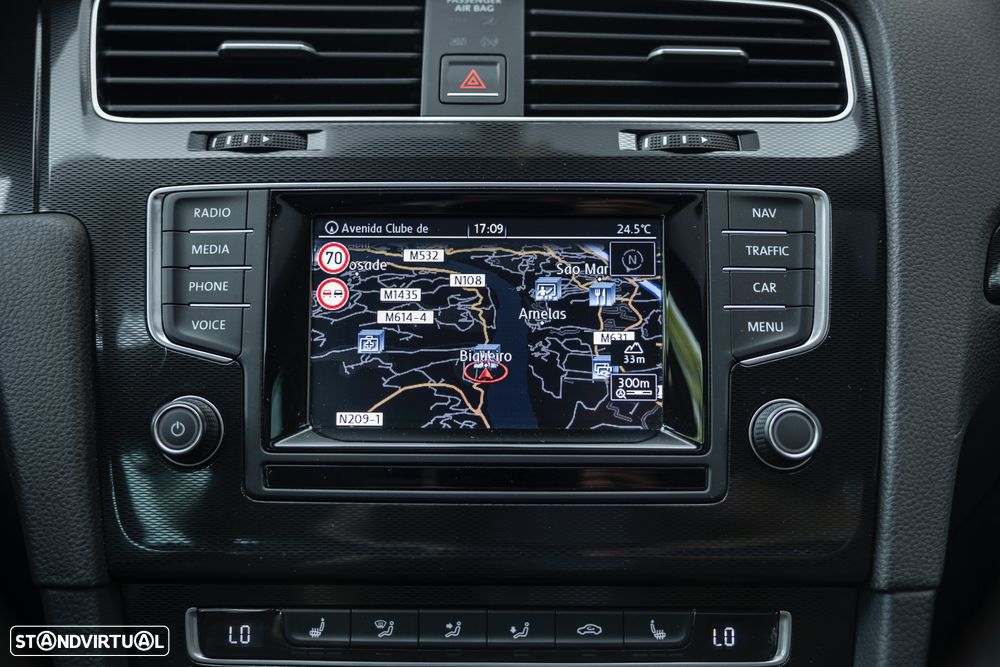 VW Golf GTI Performance BlueMotion DSG - 13