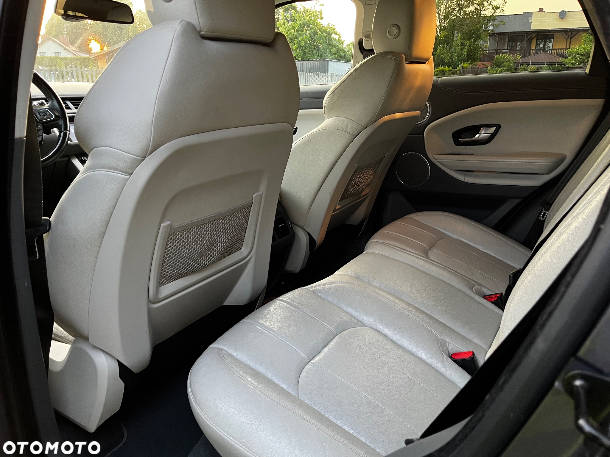Land Rover Range Rover Evoque - 19