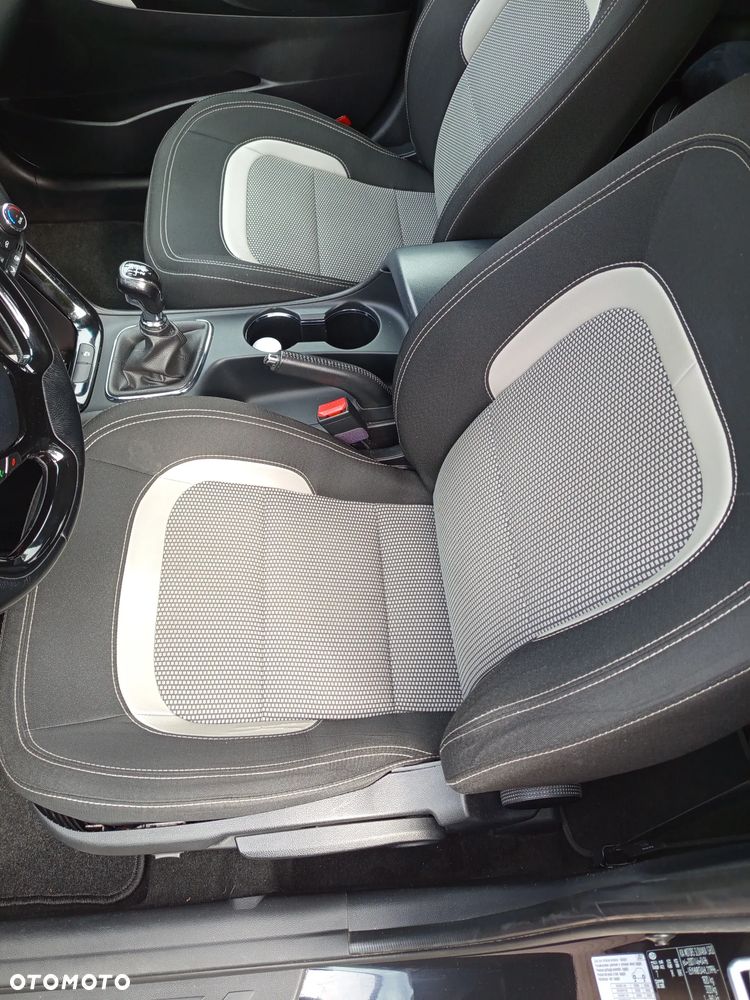 Kia Ceed 1.6 GDI L - 17