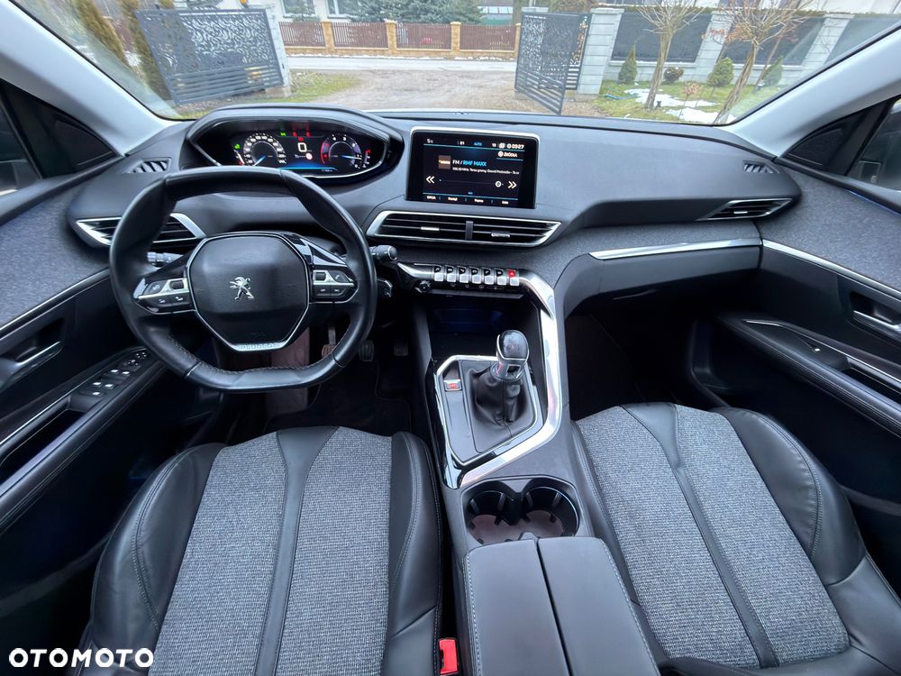 Peugeot 3008 HDi 115 Active - 8