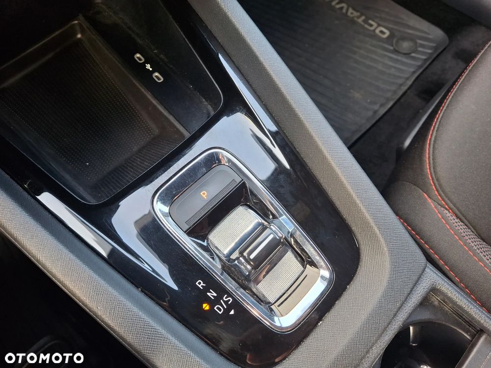Skoda Octavia - 30
